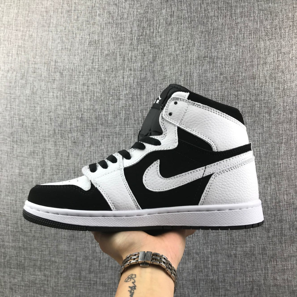 Air Jordan 1 High Black and White Sneakers 554724-113