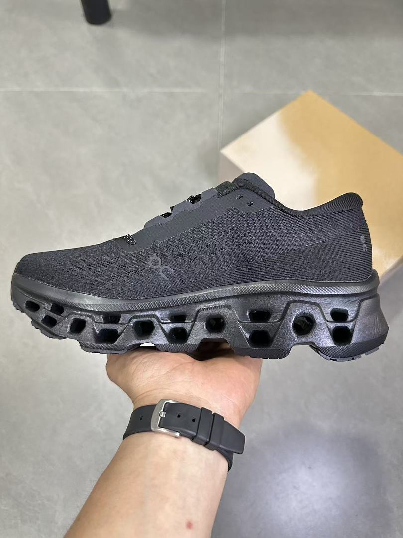 On Running Cloudmonster 2 Black Running Shoes