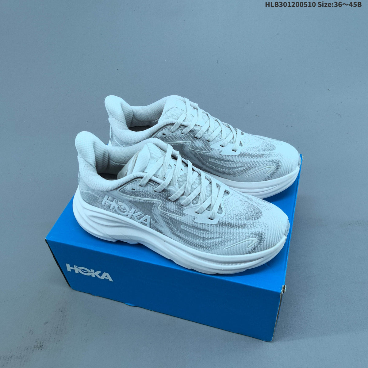 HOKA Clifton 10 Low-Top Running Shoes