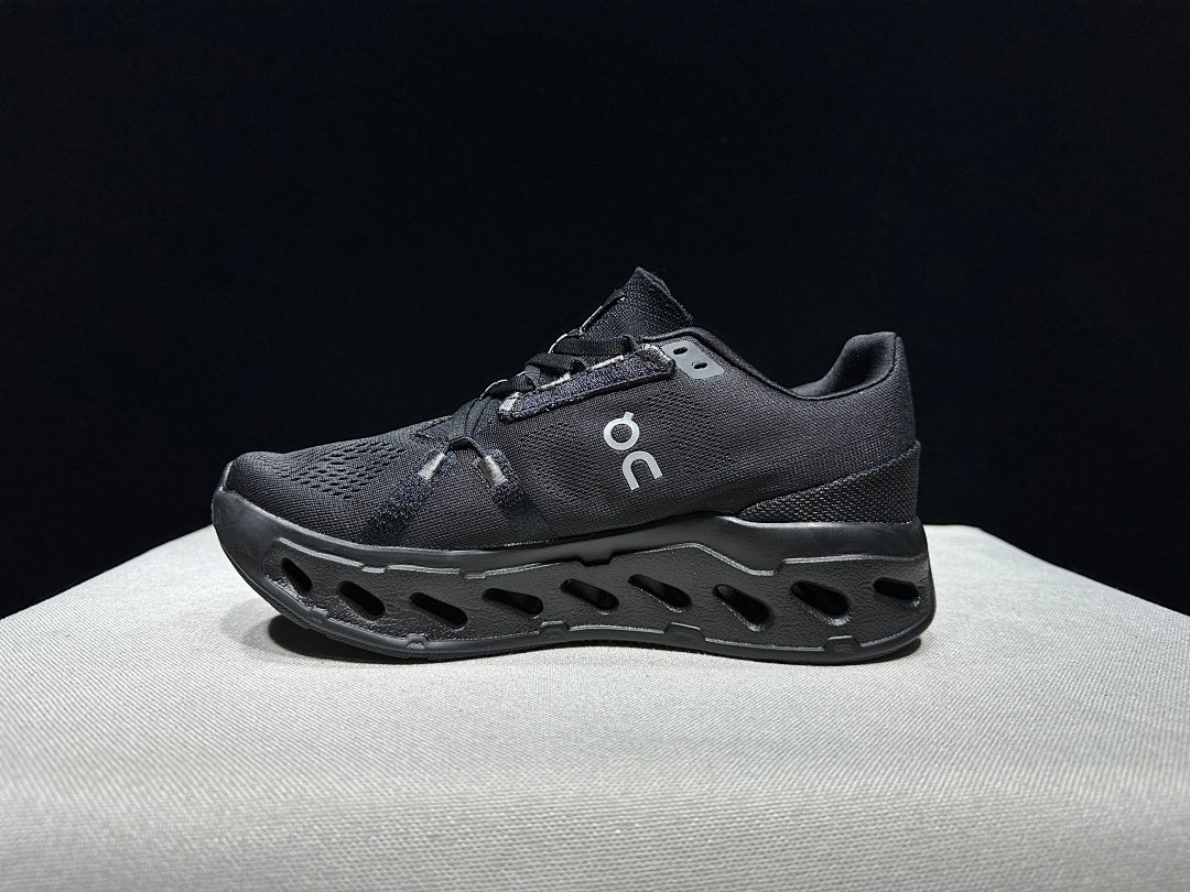 On Cloudeclipse Running Shoes, All Black