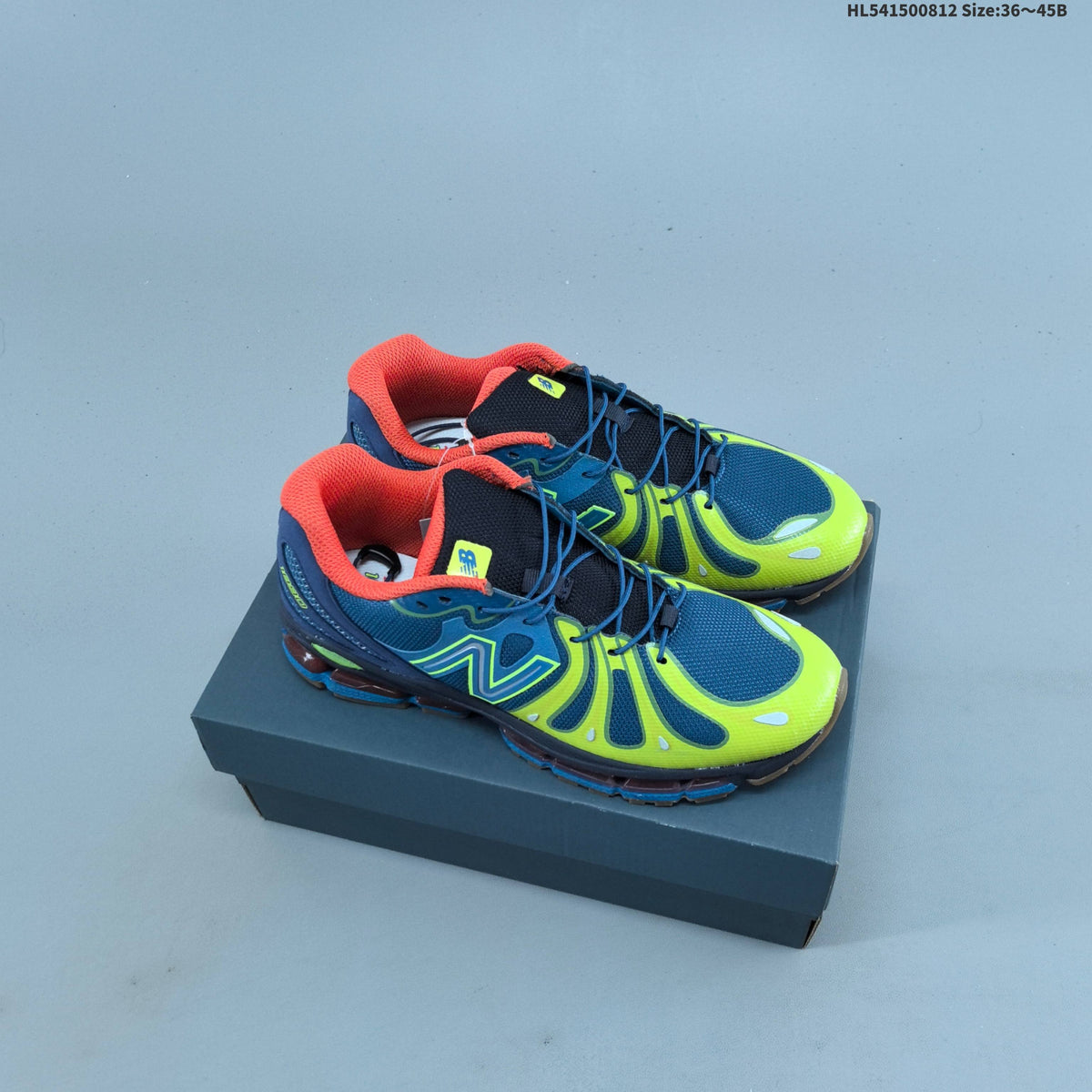 New Balance 18907 Sneakers – Multicolor Running Style