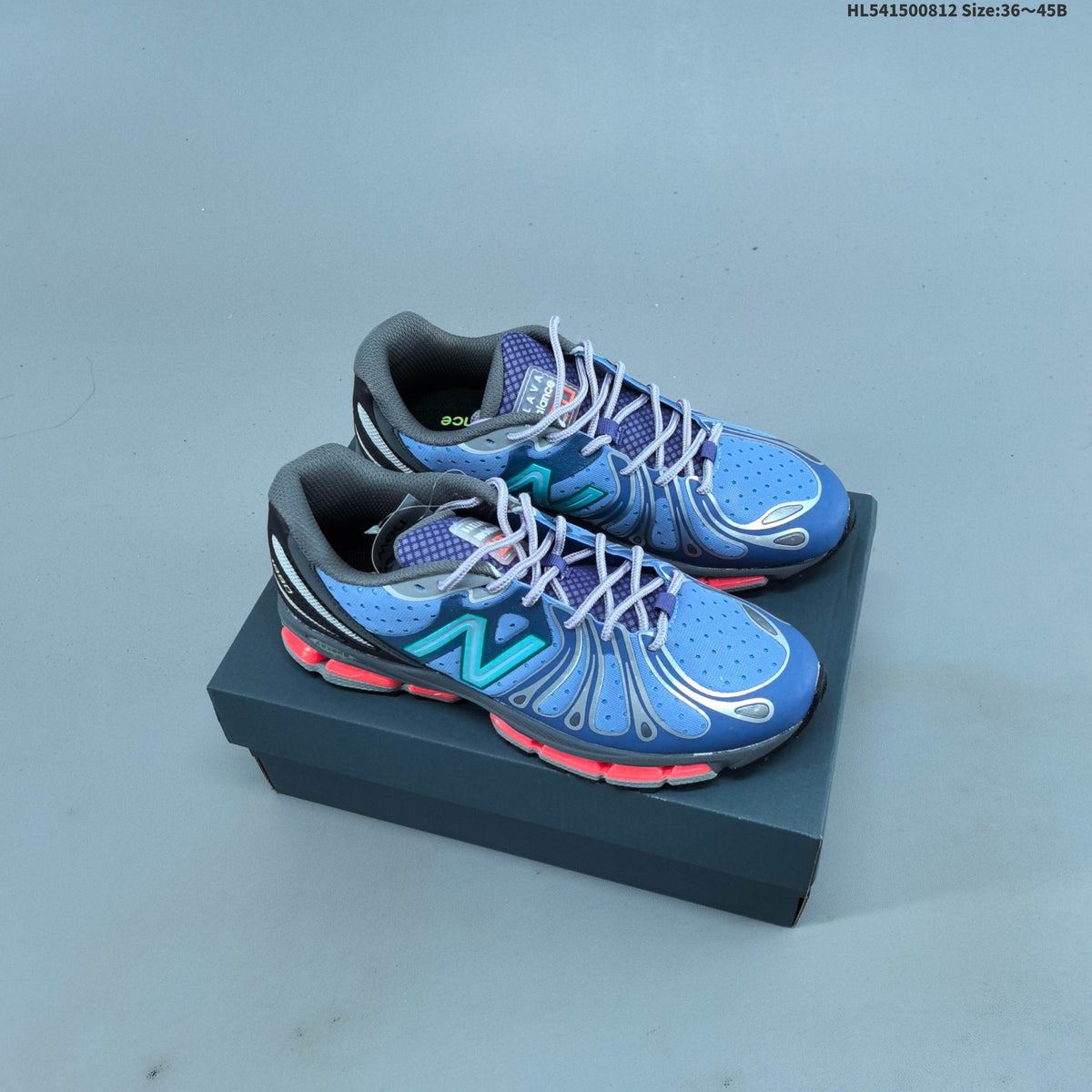 New Balance 18907 Sneakers – Multicolor Running Style