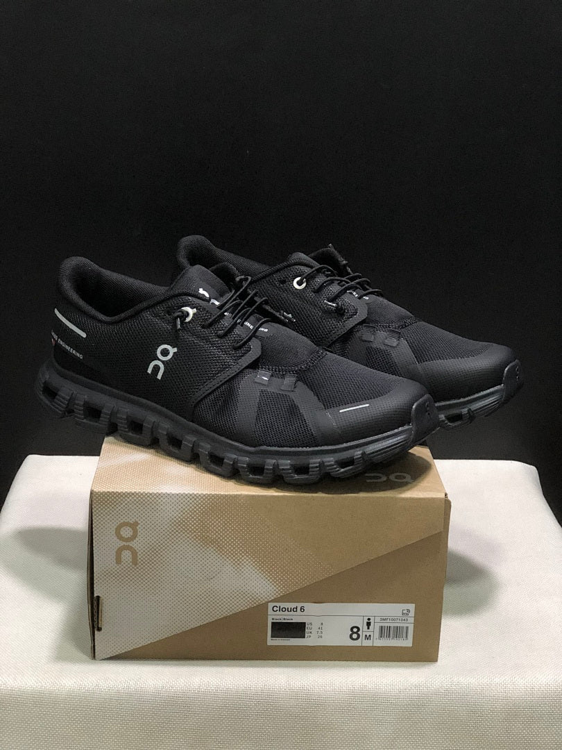 On Cloud 6 Black Sneakers