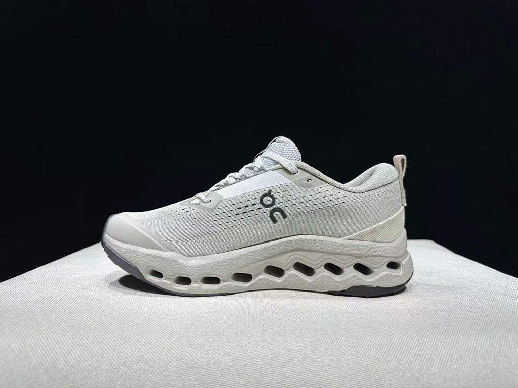 On Cloudsurfer Trail 2 Shoes in Gray and White