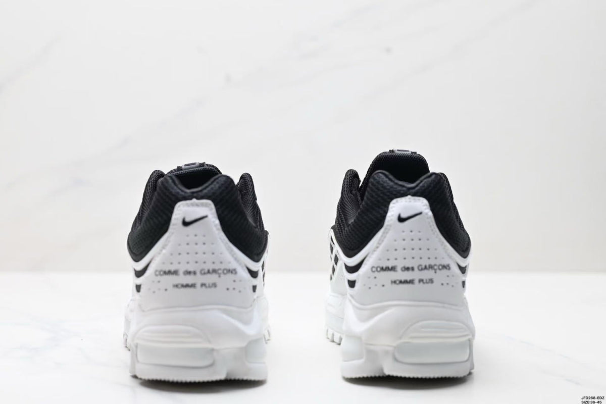 Nike Air Max 2024 Black and White Sneakers