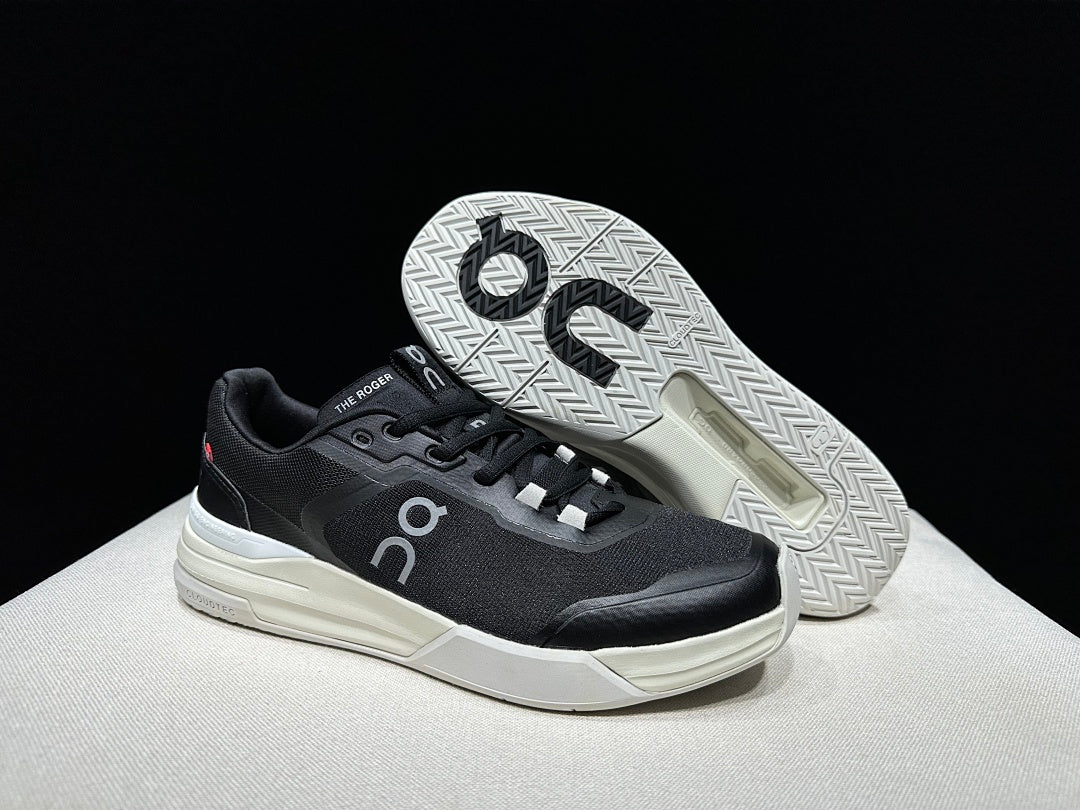 On THE ROGER Clubhouse Pro Tennis Sneakers Black and White