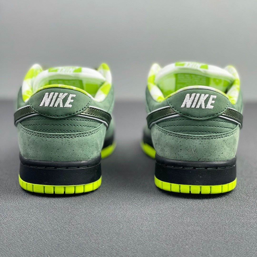 Nike SB Dunk Low Green Lobster Sneakers BV1310-337