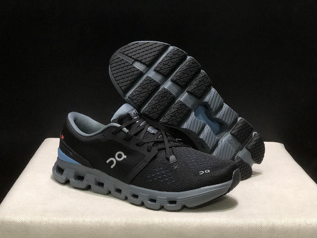 On Cloud X 4 Sneakers in Black and Blue