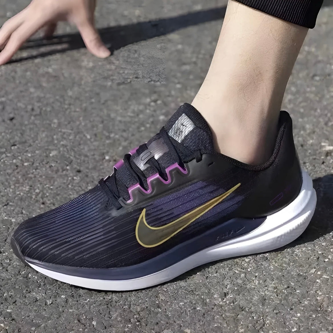 Nike Air Winflo 9 Running Shoes Black Blue Gold DD6203-007