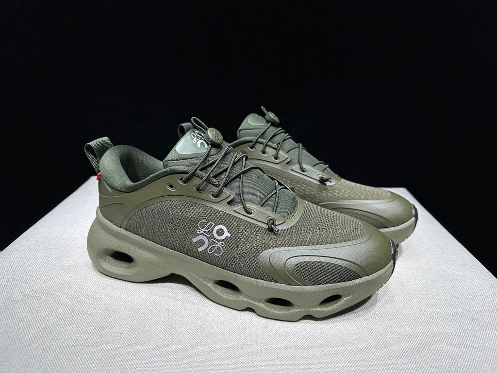 LOEWE x On Cloudventure 3.0 Sneakers in Military Green