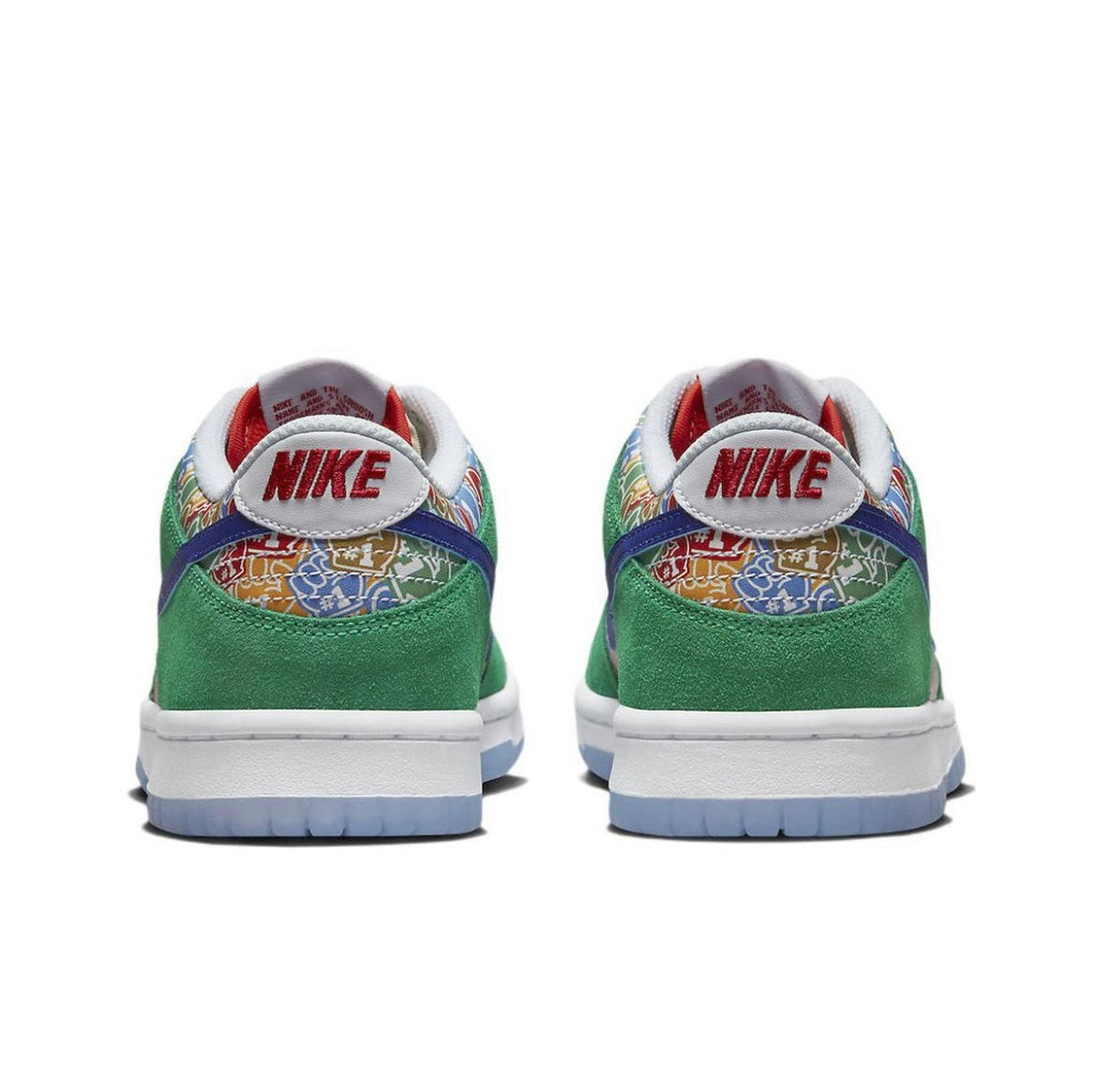 Nike SB Dunk Low Foam Finger Sneakers DZ5184-300