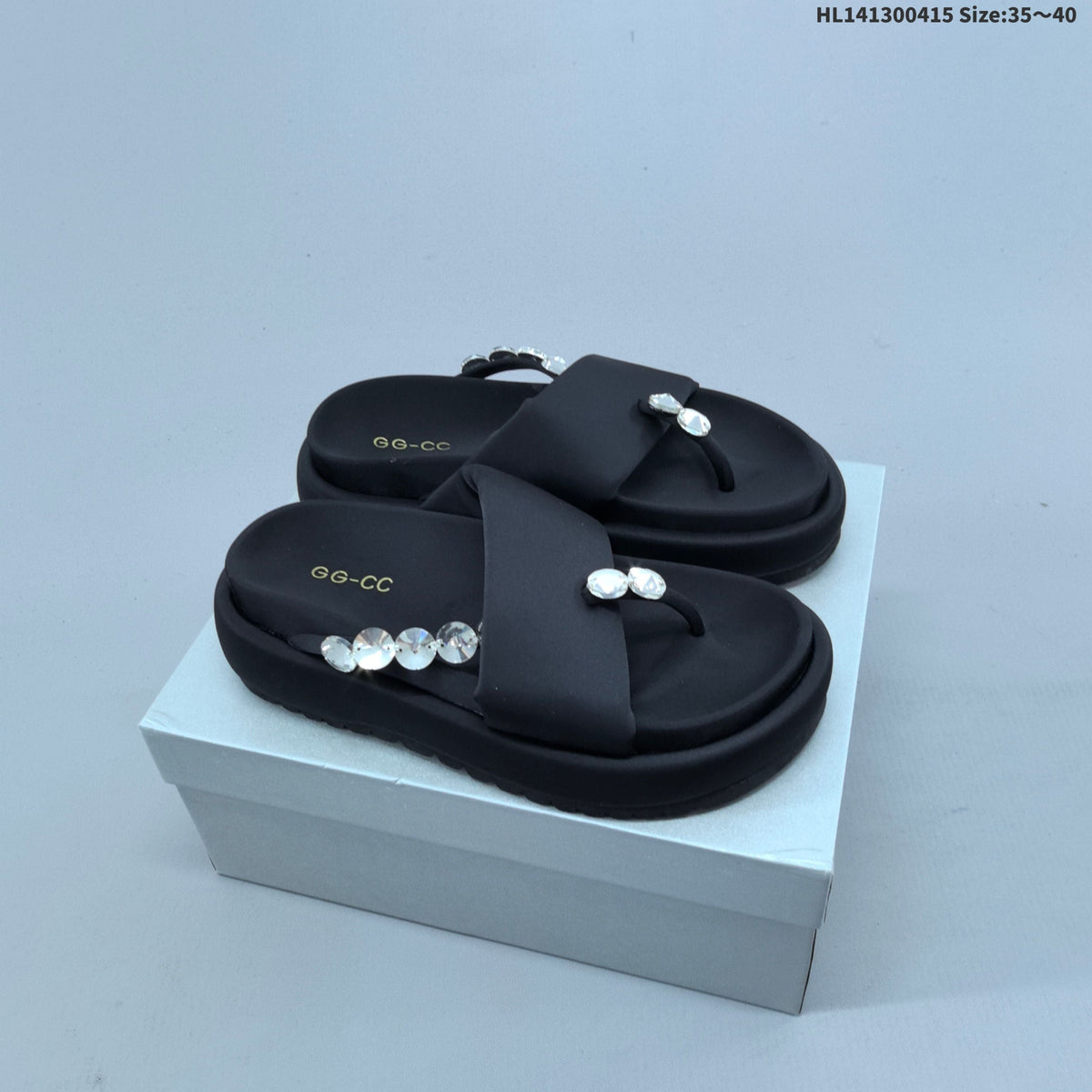 GG-CC Black Embellished Platform Thong Sandals