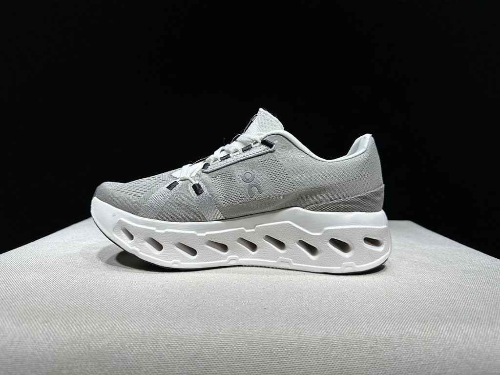 On Cloudeclipse Running Shoes, Gray and White