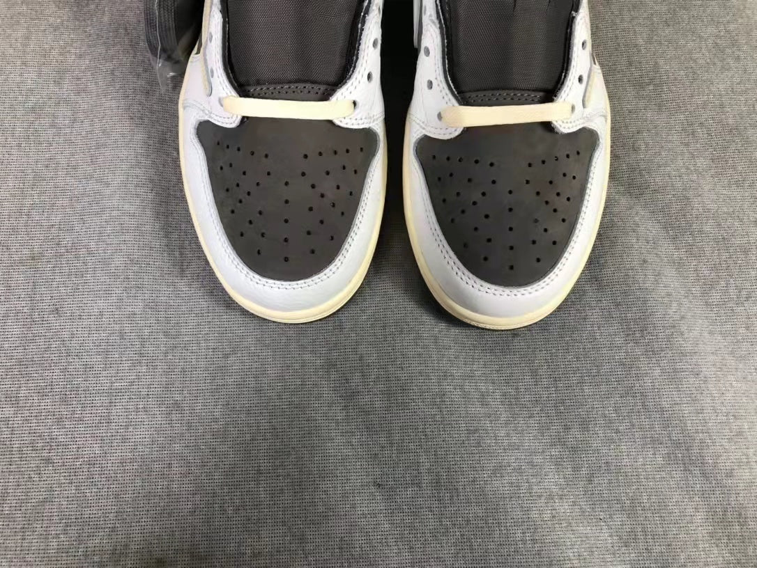 Travis Scott x Air Jordan 1 Low Sneakers White Brown
