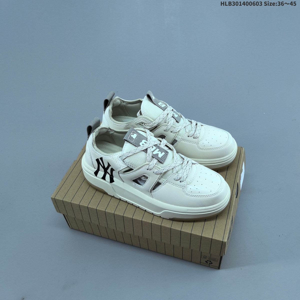 MLB New York Yankees Platform Sneakers in Off-White