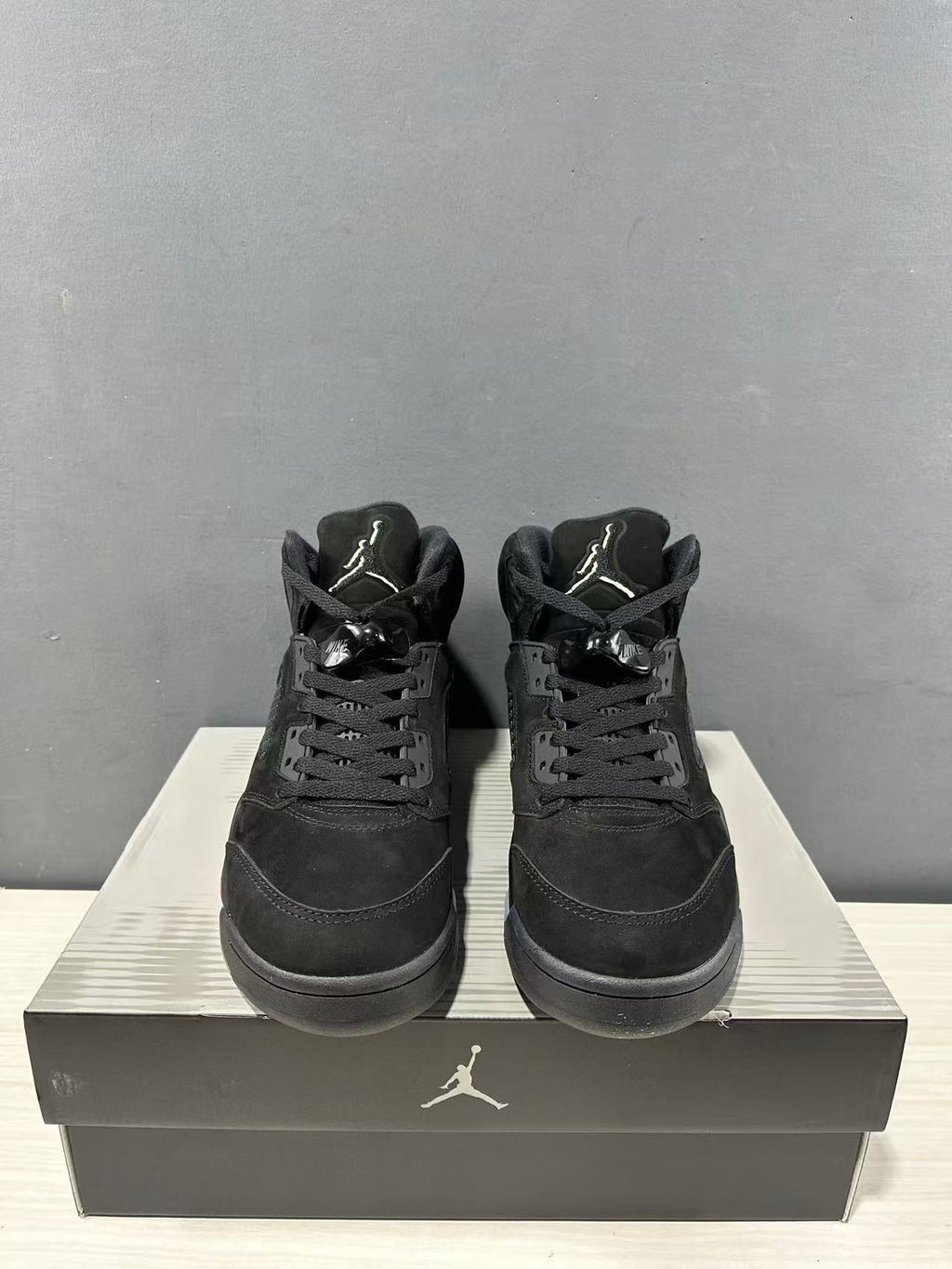 Jordan Air Jordan 5 Retro Sneakers Black and Red