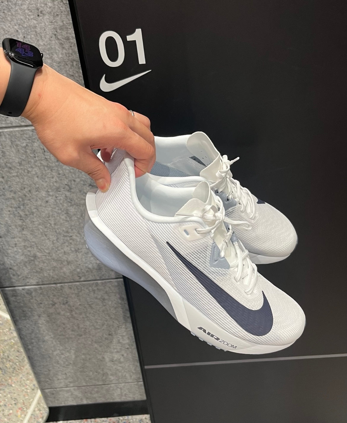 Nike Air Zoom Rival Fly 4 Running Shoes FV6040-102 Gray White