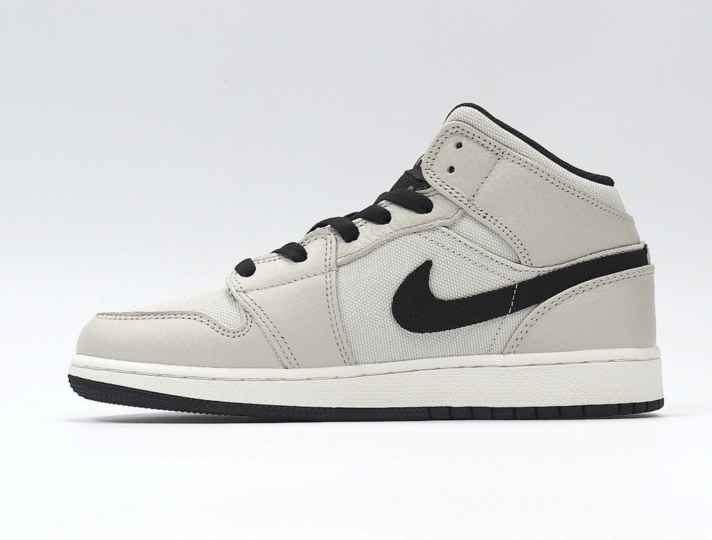 Jordan 1 Retro High OG Sneakers in Light Smoke Grey and Black