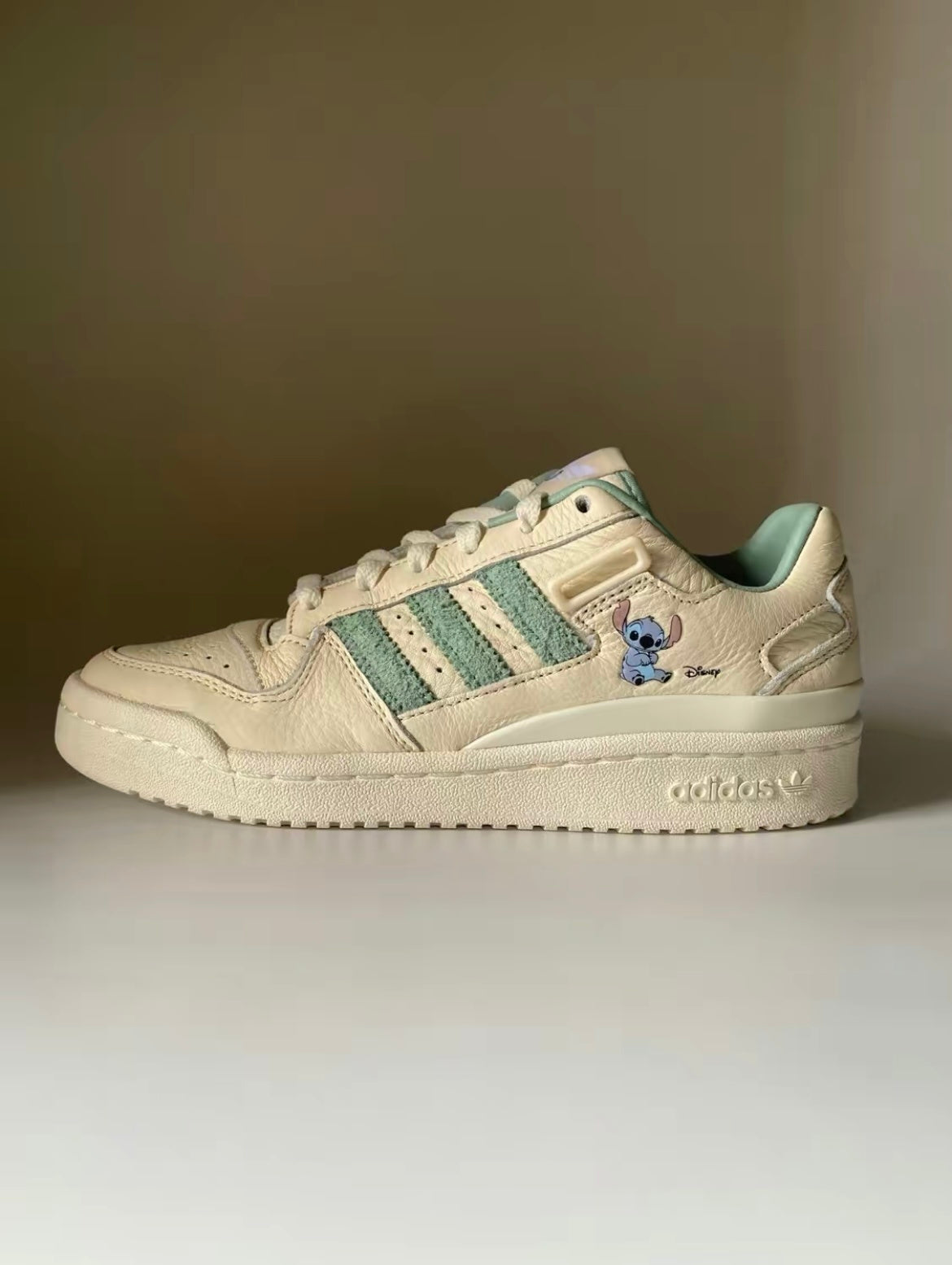 adidas Originals Forum Low Disney Stitch Sneakers HQ6374