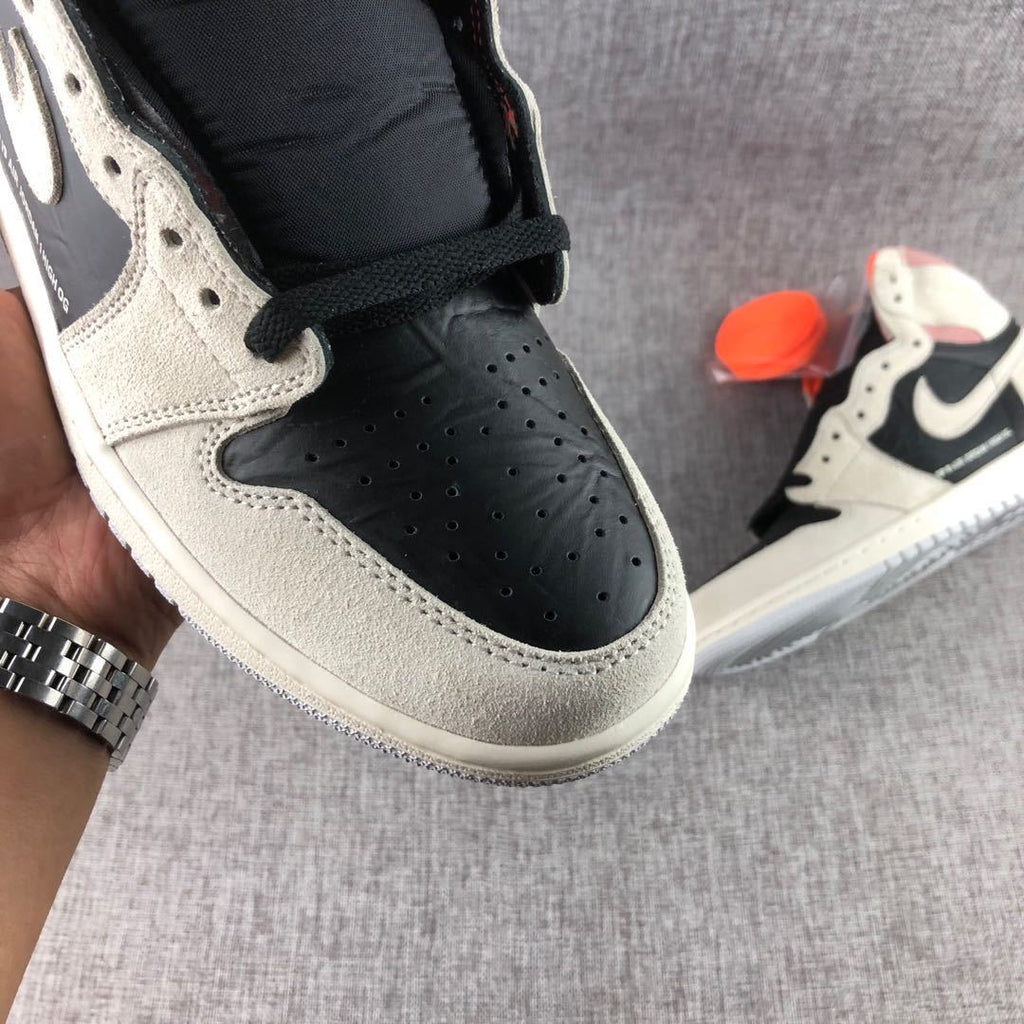 Jordan Air Jordan 1 High OG Grey Black Pink 555088-018
