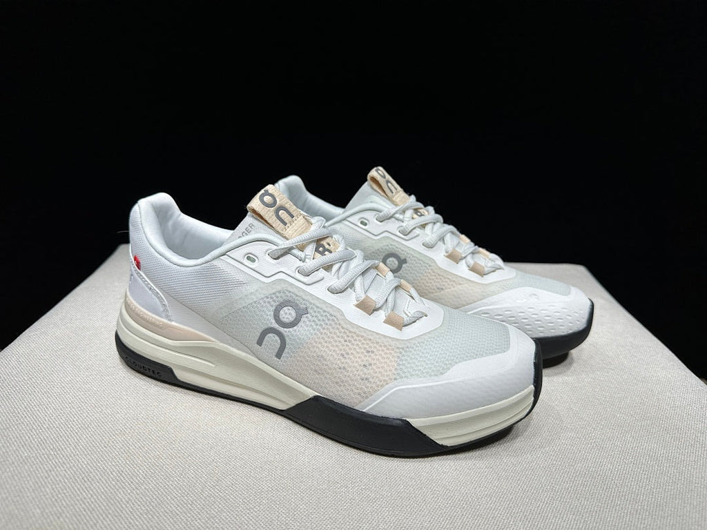 On The Roger Advantage Pro White and Beige Court Sneakers