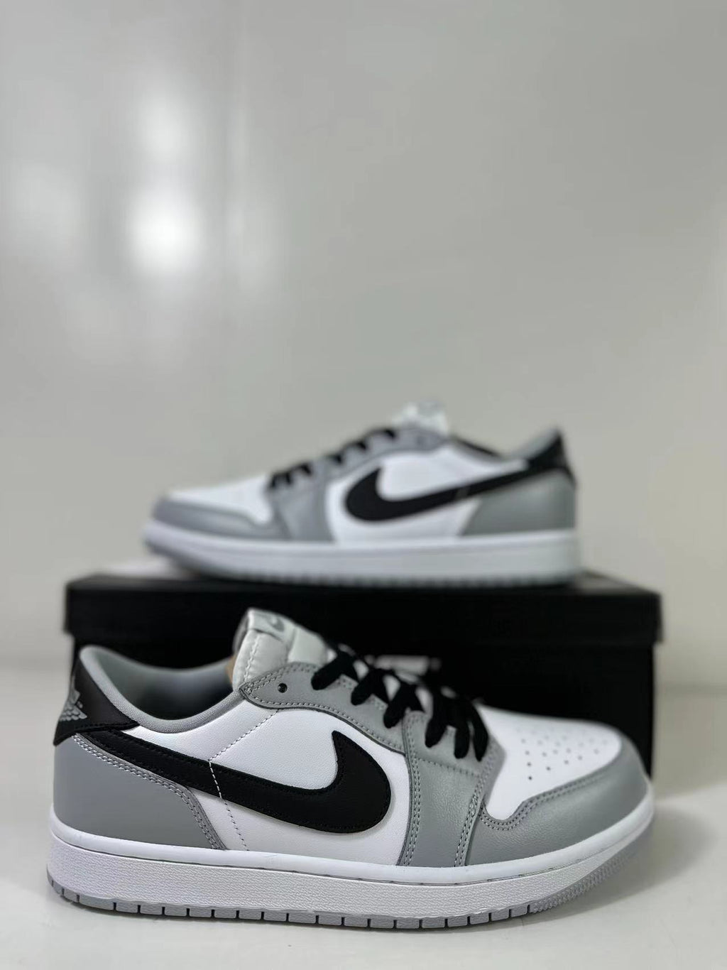 Jordan Air Jordan 1 Low OG Barons Sneakers Black Grey CZ0790-110