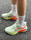 Nike Vomero 18 Running Shoes Green Orange HM6803-300