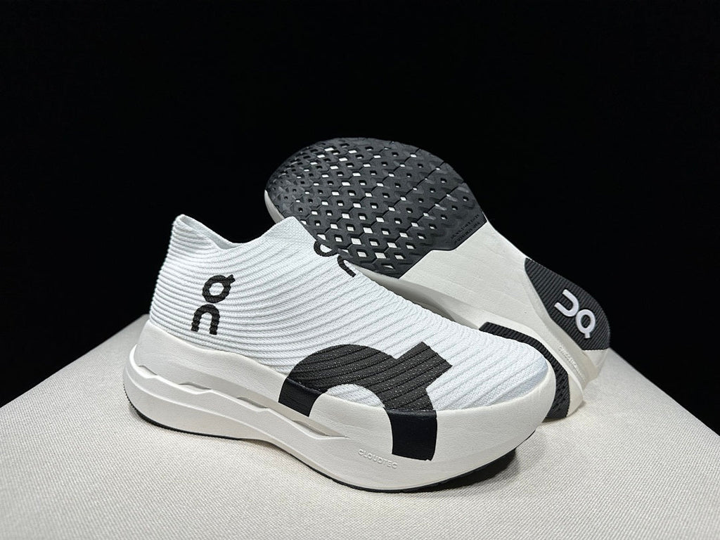 On Cloudboom Strike LS White Black Running Shoes