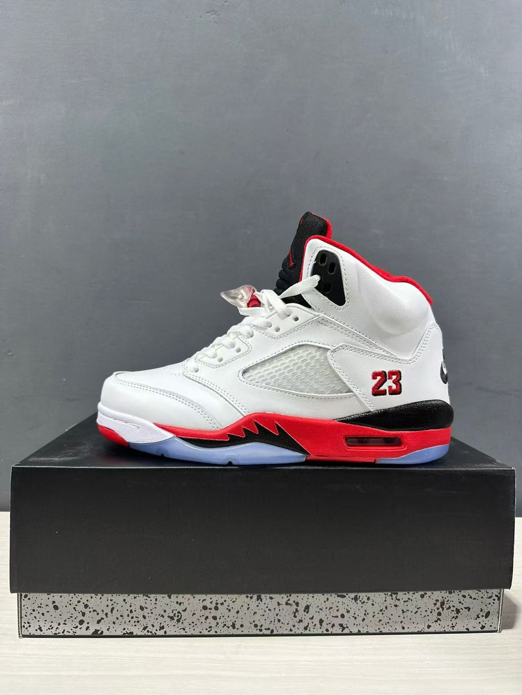 Jordan Air Jordan 5 Fire Red White Black HQ7978-101