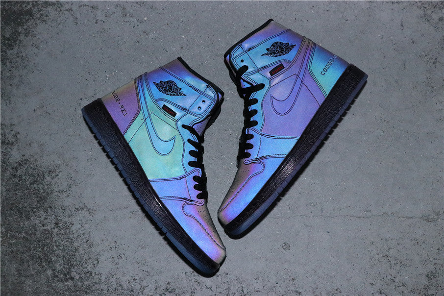 Air Jordan 1 High Zoom R2T Sneakers BV0006-900