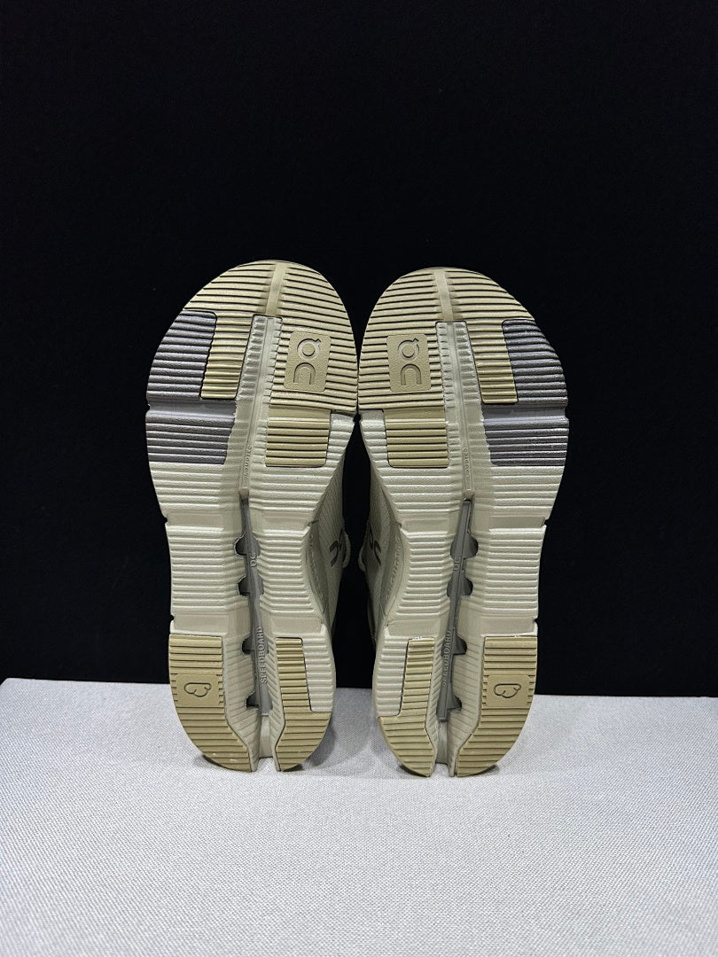 On Cloudnova 2 Sneakers in Olive Green