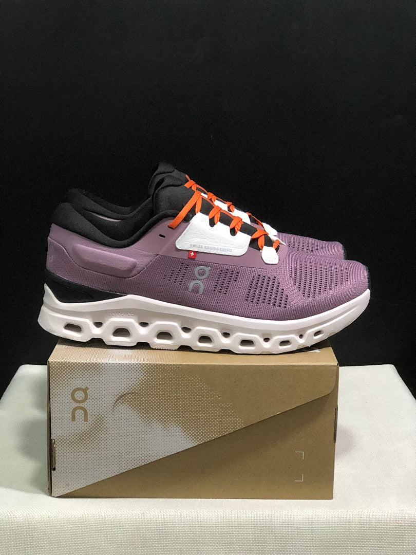On Cloudstratus 3 Sneakers in Dusty Rose