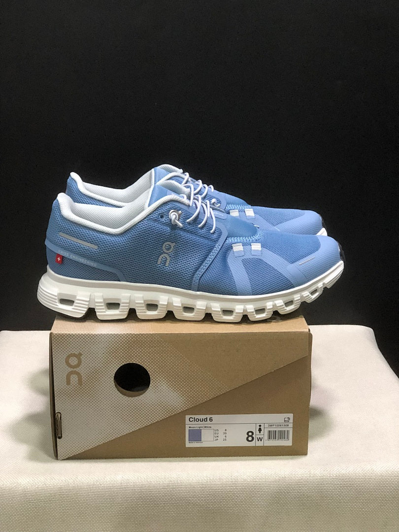 On Cloud 6 Sneakers in Light Blue