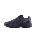 New Balance 1906DI Sneakers in Black