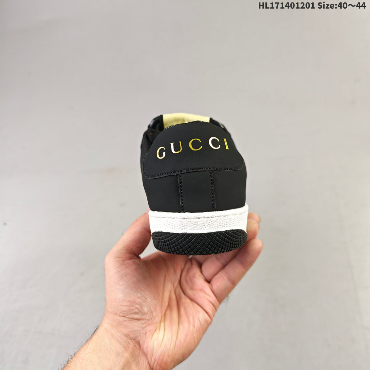 Gucci Crystal-Embellished Black Low-Top Sneakers HL171401201