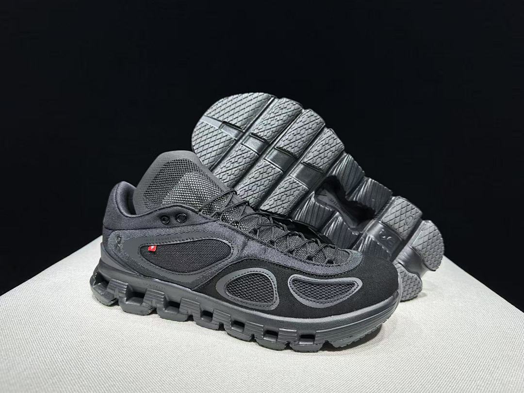On Cloud X4 FKA Twigs Black Sneakers