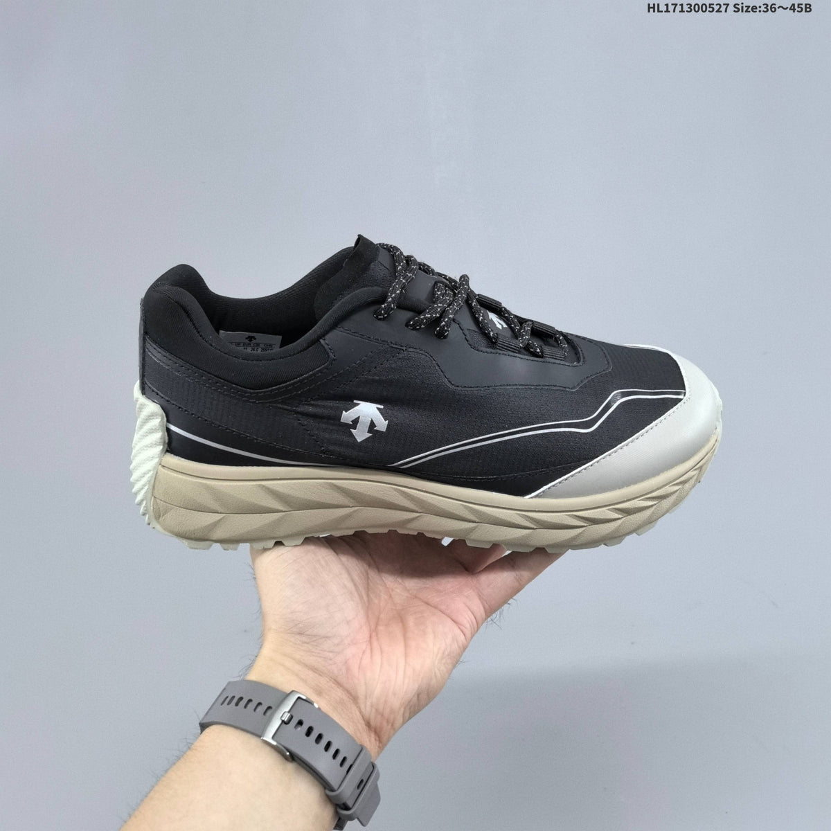 DESCENTE TERRAIN D Low-Top Hiking Shoes D5293USN41