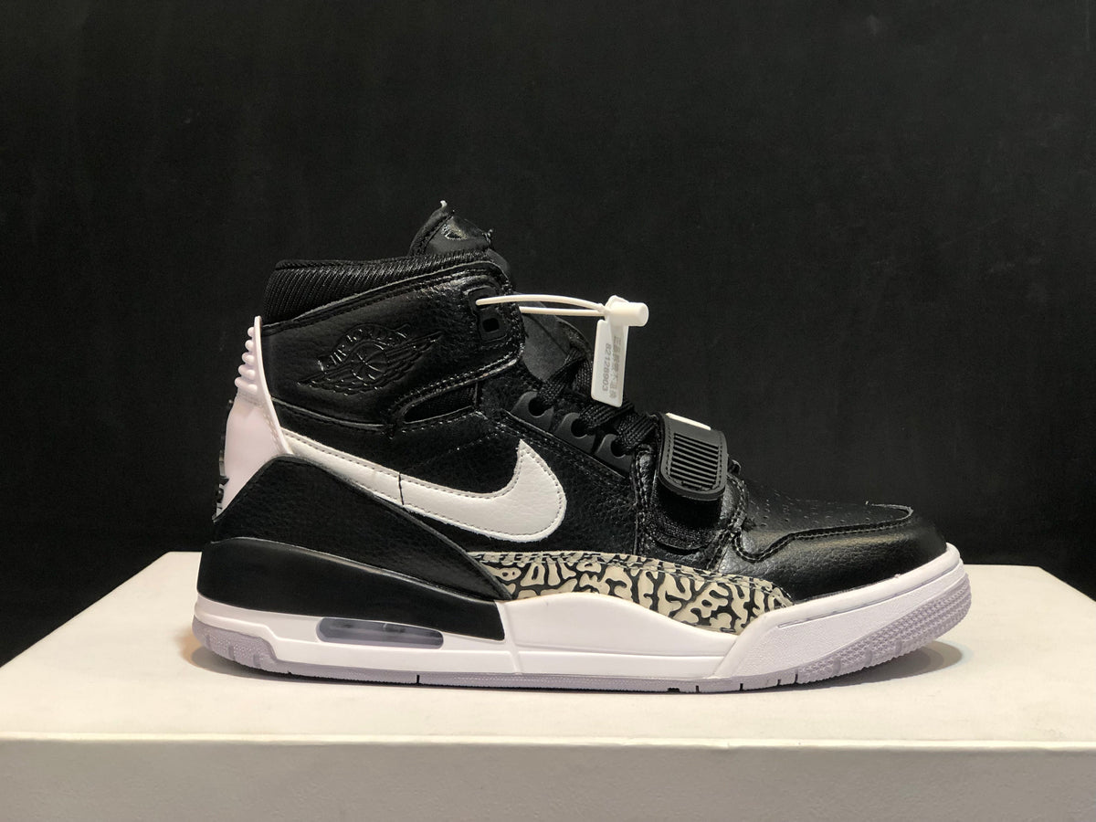 Jordan Air Jordan Legacy 312 Black/White Sneakers AV3922-001