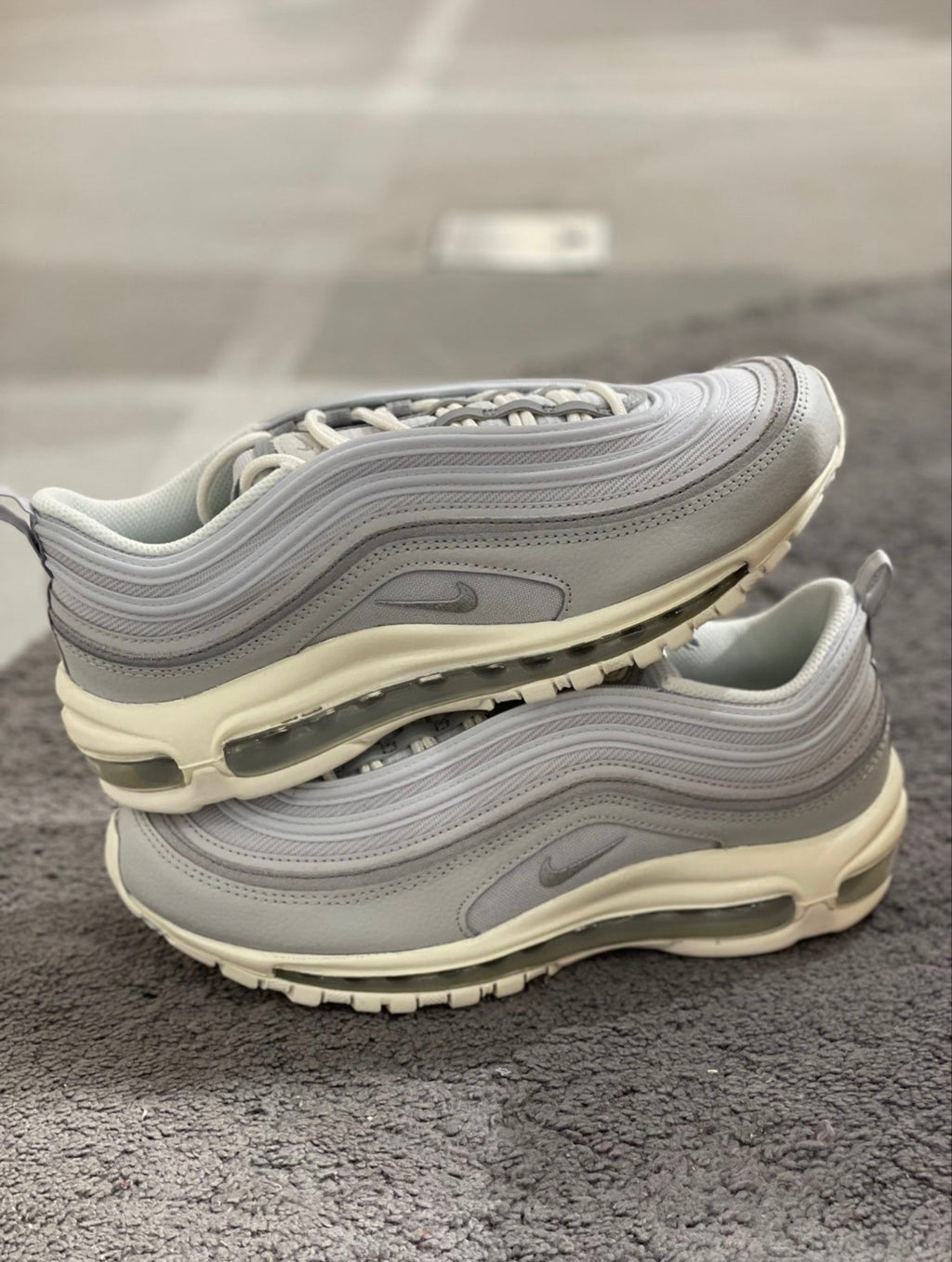 Nike Air Max 97 Sneakers in Grey DZ2629-001