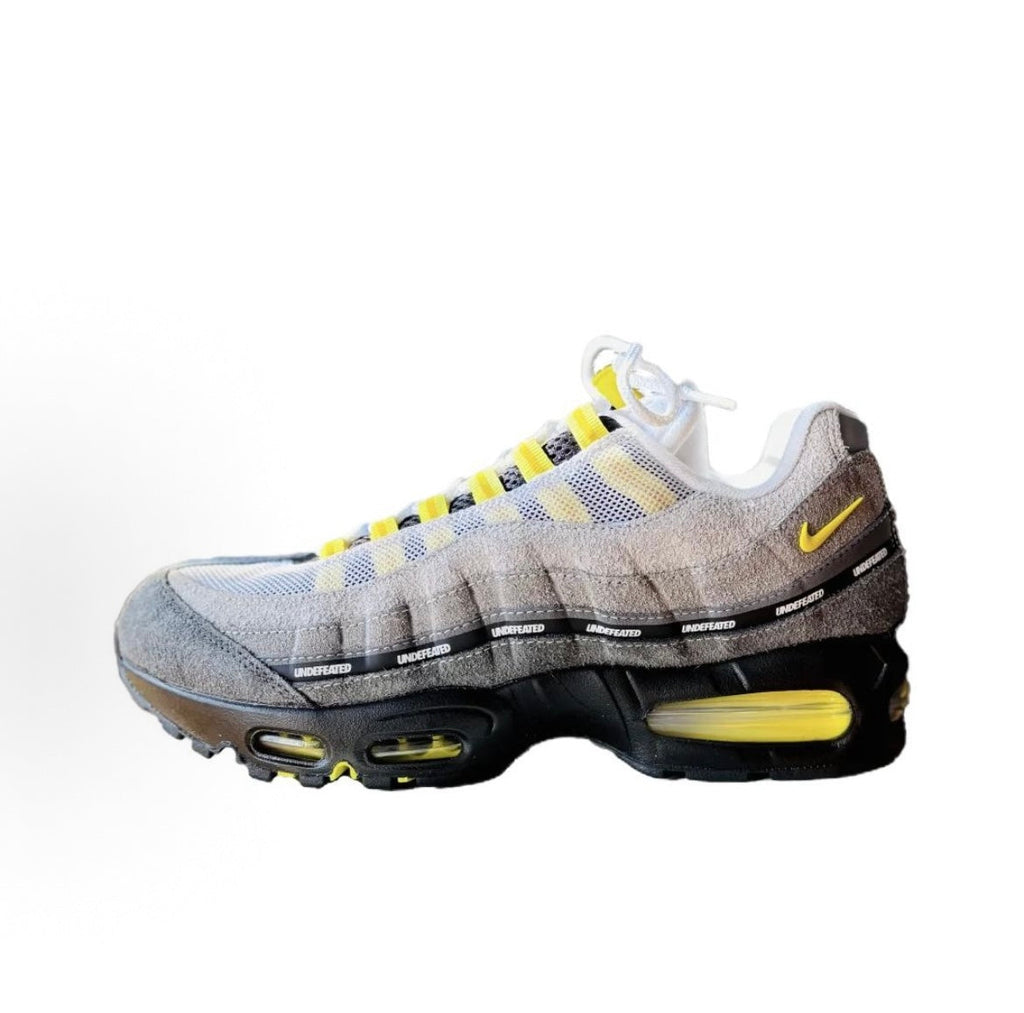 Nike Air Max 95 SP x UNDEFEATED Grey Yellow Sneakers IB4523-002