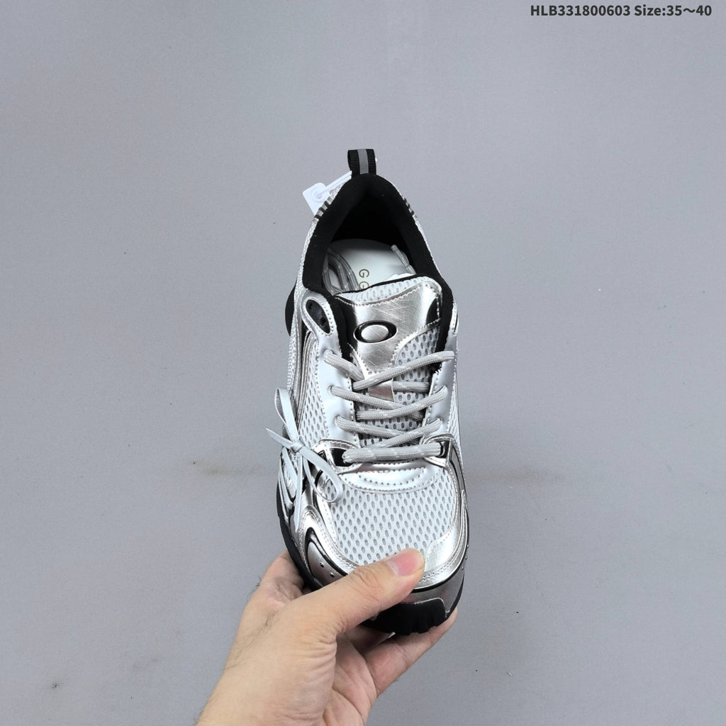 GG-CC Silver Bow Platform Sneakers G26U4372F