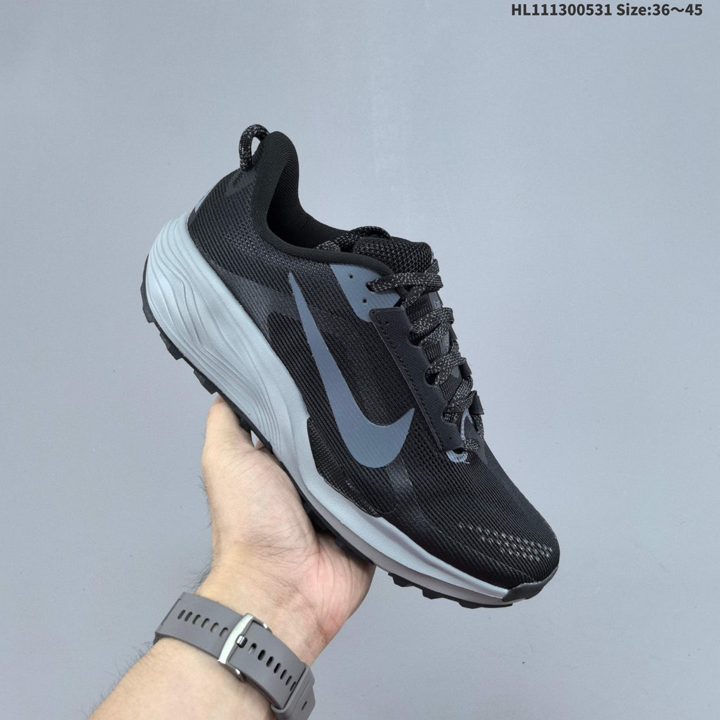 Nike ACG Pegasus Trail Low-Top Trail Running Shoes HV8116-200