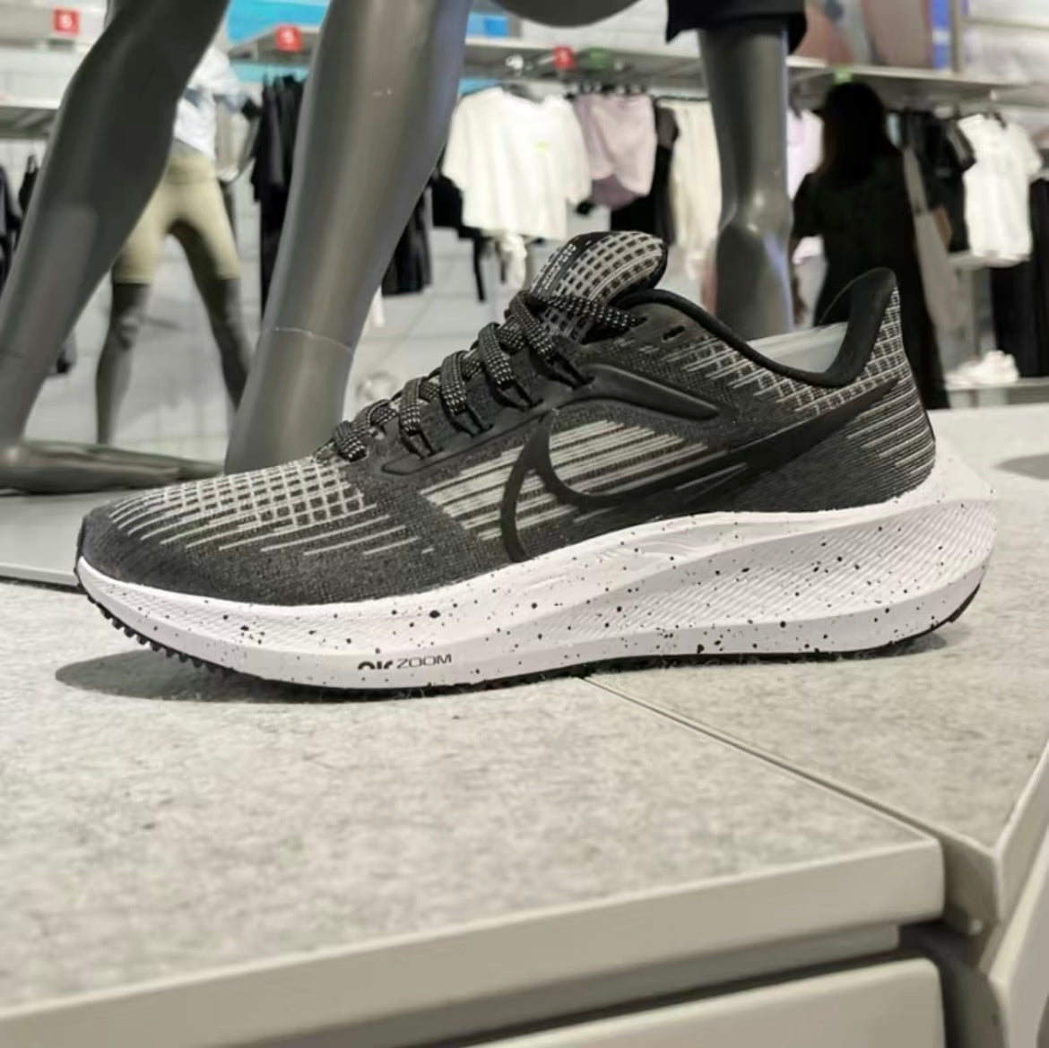 Nike Air Zoom Pegasus 39 Black White Grey DH4072-005