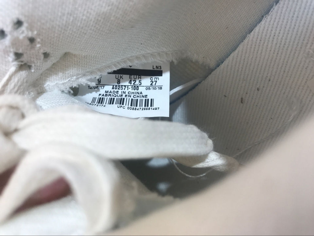 Jordan 4 Retro Levi's White Sneakers AQ2571-100