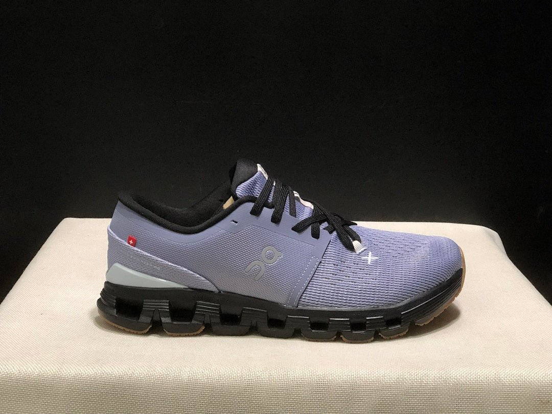 On Cloud X 4 Sneakers in Feather Black