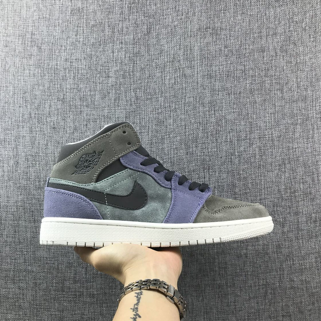 Jordan 1 Mid SE Sneakers Grey Purple 852842-203