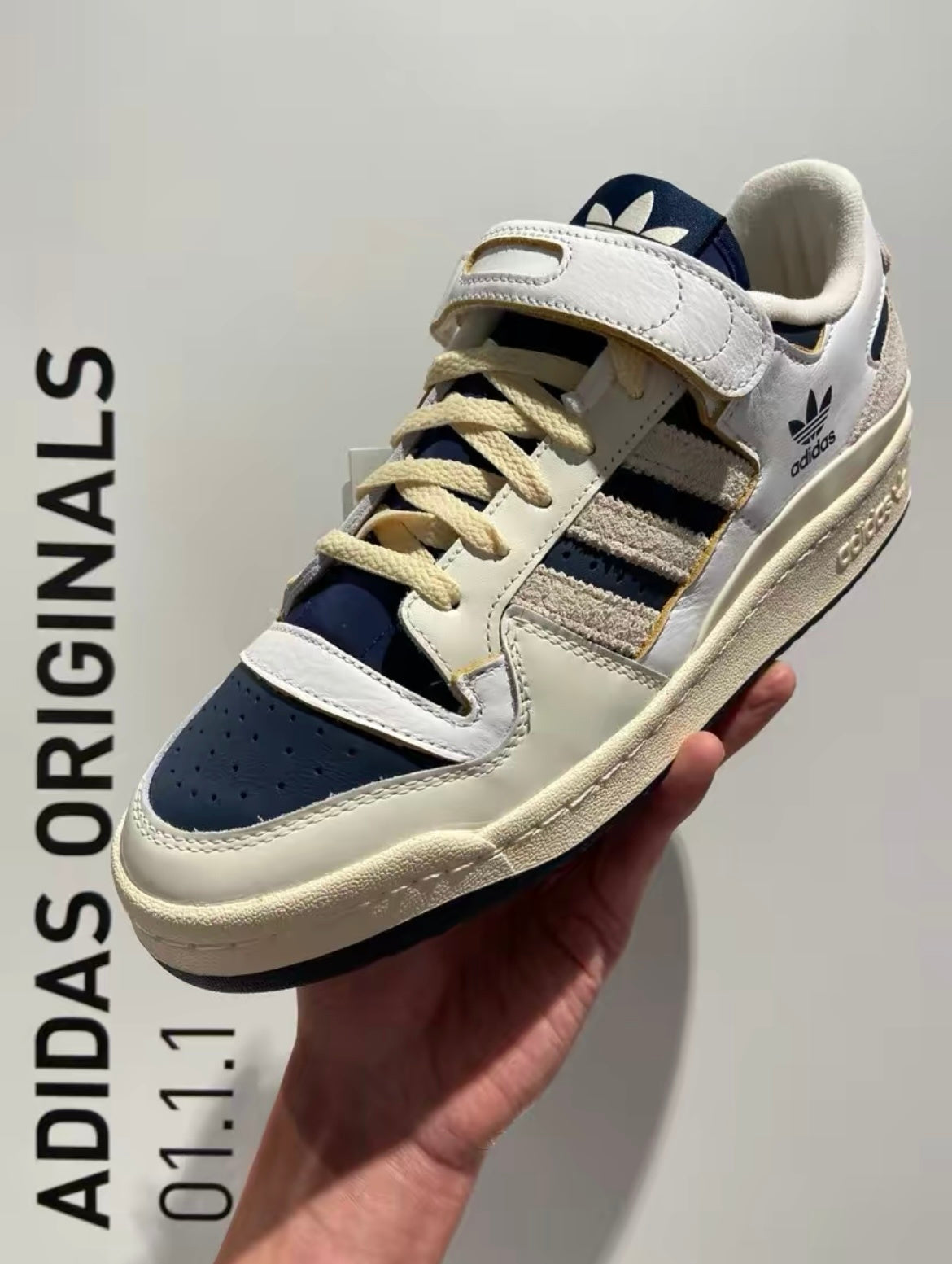 adidas Originals Forum 84 Low Sneakers White Navy GZ6427