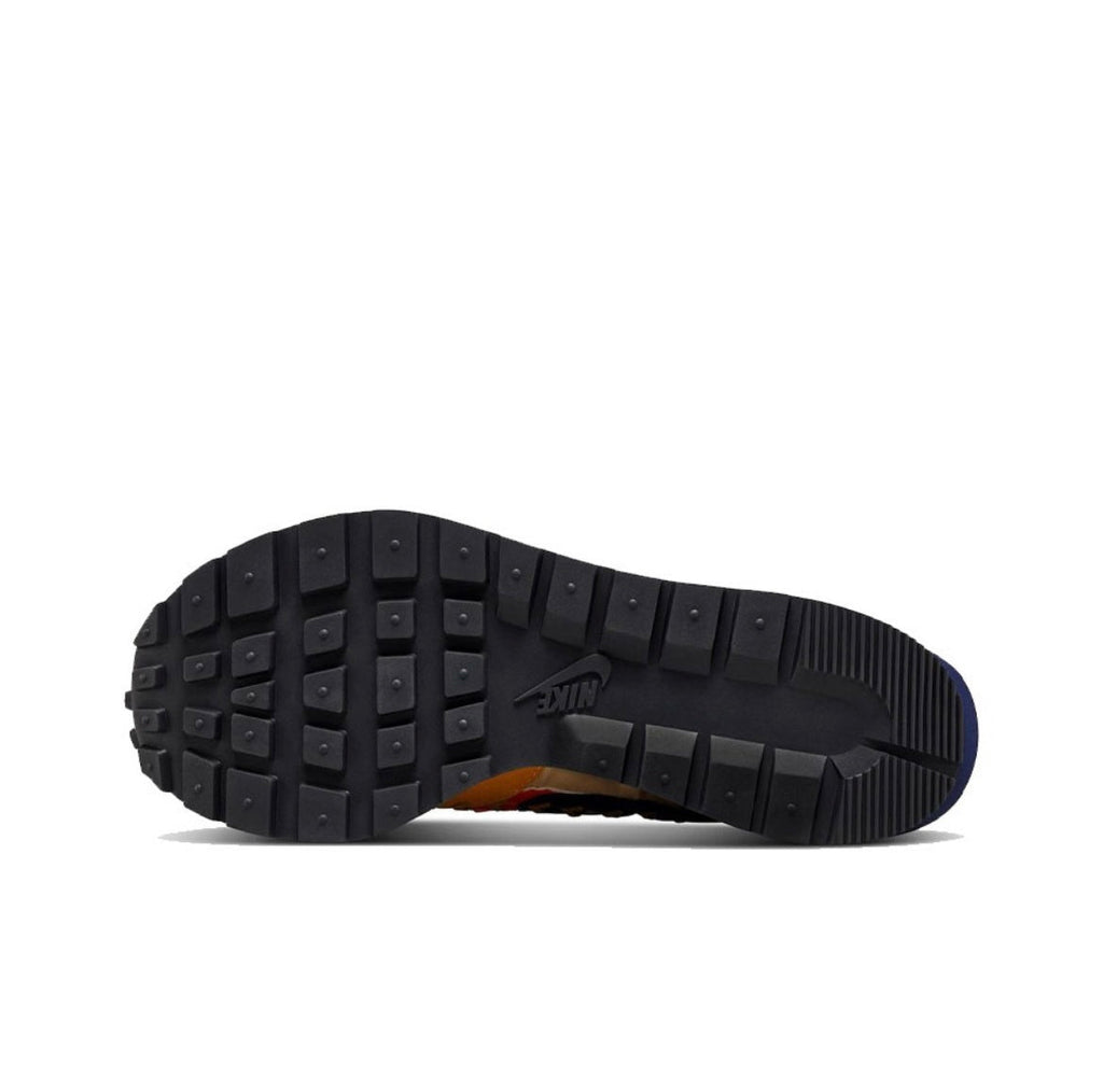 Nike VaporWaffle x sacai x Jean Paul Gaultier Sneakers DH9186-200