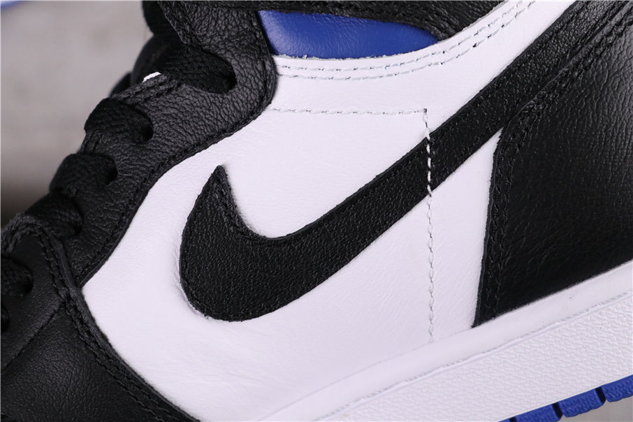 Air Jordan 1 High OG Court Purple Sneakers 555088-041