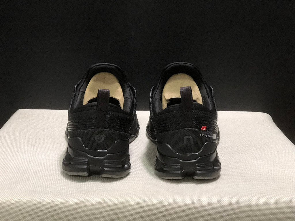 On Cloud X Z5 Black Running Sneakers